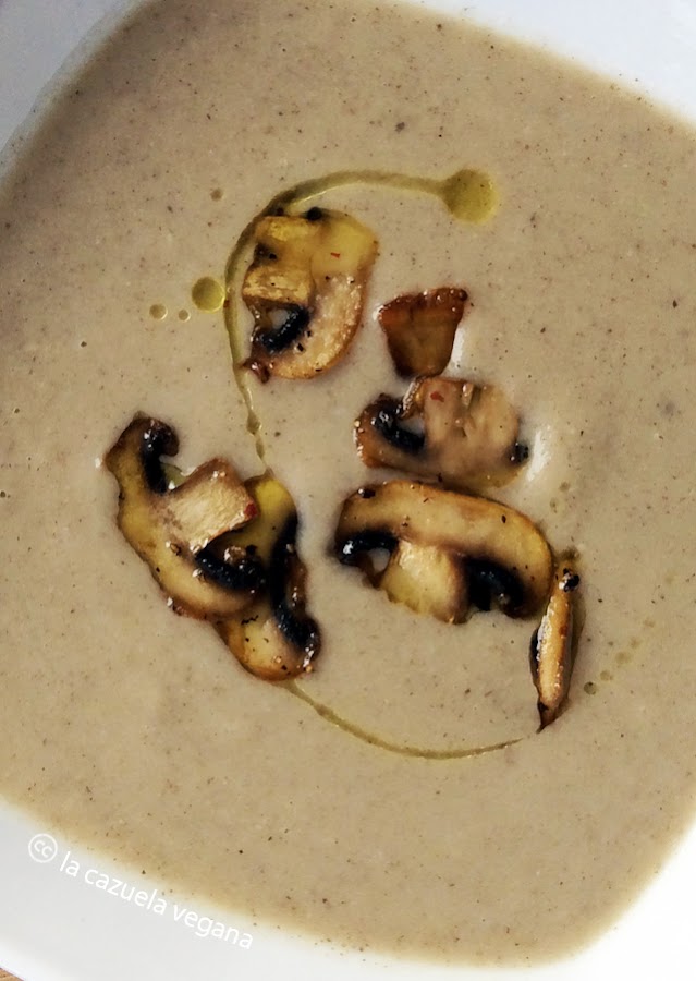 Crema de setas e hinojo