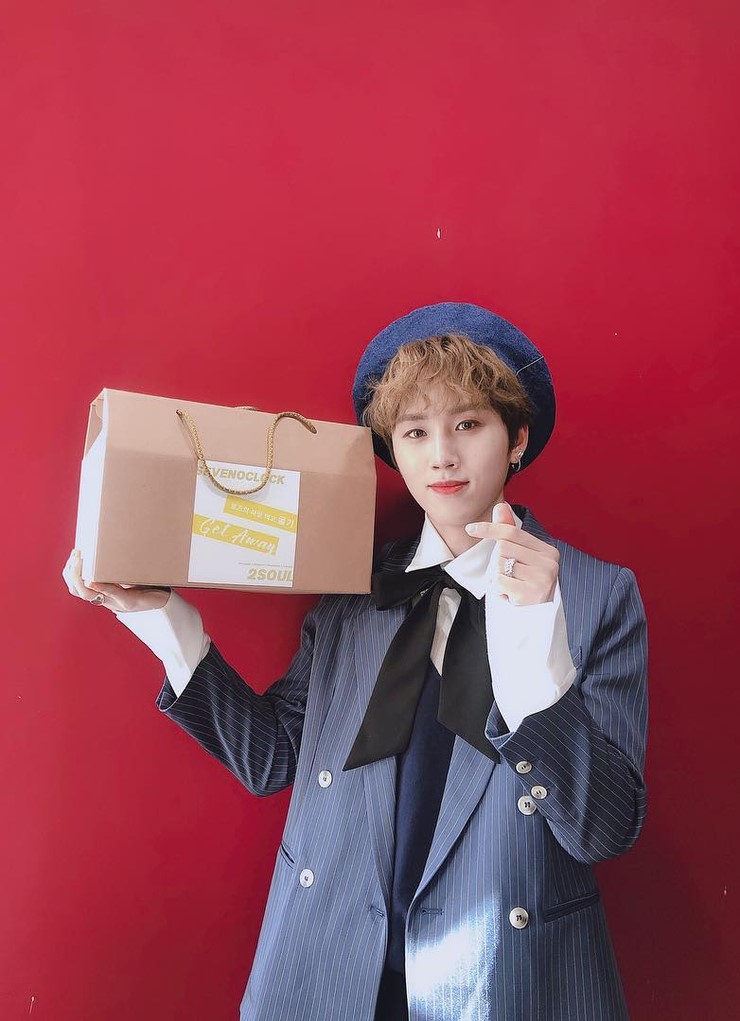 영또베라고 할정도로 베레모 많이쓰는 아이돌 | 인스티즈