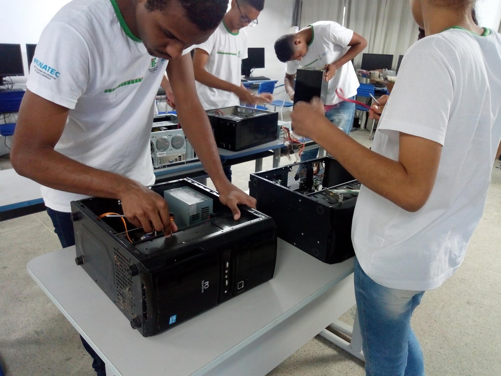 IFBA Paulo Afonso seleciona professores para o curso de Instalador