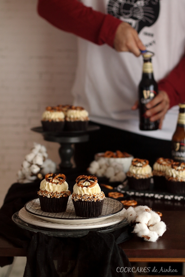 Guinness Cupcakes. Reto #CupcakesRevival. Cookcakes de Ainhoa