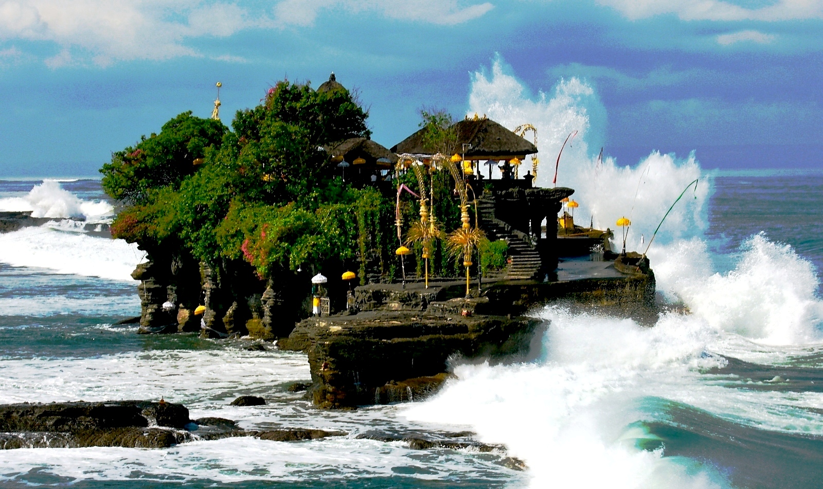 Wisata Pantai Pura Tanah Lot, Tabanan, Bali WisataTok