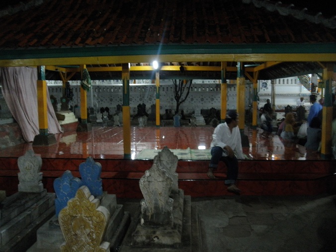 SENI LAMA MELAYU (MALAY OLDEN ART): Makam (Tomb of) Sunan Gunung Jati