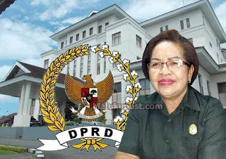Ambon, Malukupost.com - Prihatin dengan Kondisi gizi buruk yang terus meningkat,  Komisi D DPRD Provinsi Maluku meminta pemerintahan daerah (Pemda) baik di kabupaten/kota maupun Provinsi Maluku untuk menyikapi persoalan tersebut.  Wakil Ketua Komisi D DPRD Maluku, Justina Renyaan, mengatakan sangat disayangkan, jika dalam berbagai indikator pembangunan di Maluku telah mengalami peningkatan, tetapi pada bidang kesehatan justru mengalami penurunan.