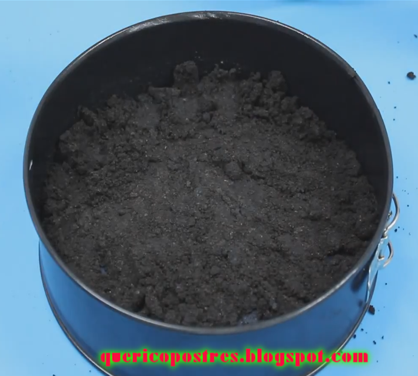 Tarta%2Bde%2BOreo%2Bcon%2BMousse%2Bde%2Bchocolate%2By%2Bglaseado%2B-4.png