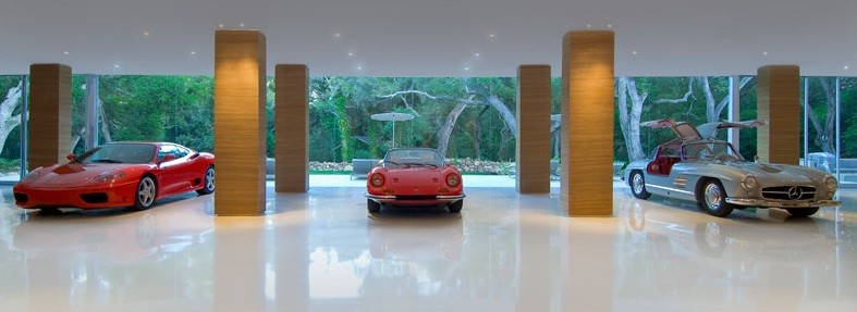 Licence to Speed - For Malaysian Automotive: House or car showroom? 35 ...
