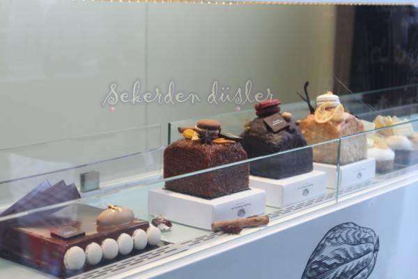 SelServis Butik Pasta &amp; Kurabiye &amp; Cupcake Tasarım İzmir, Pasta