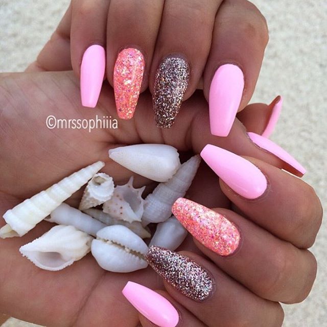 DIGS and SKIMS NATTY NAILS Just because we know you love Nail Art!