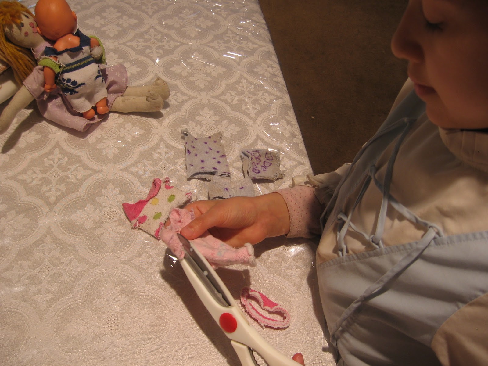 Little Homemakers in Training How To Make Dolls Clothes From Mismatched Socks