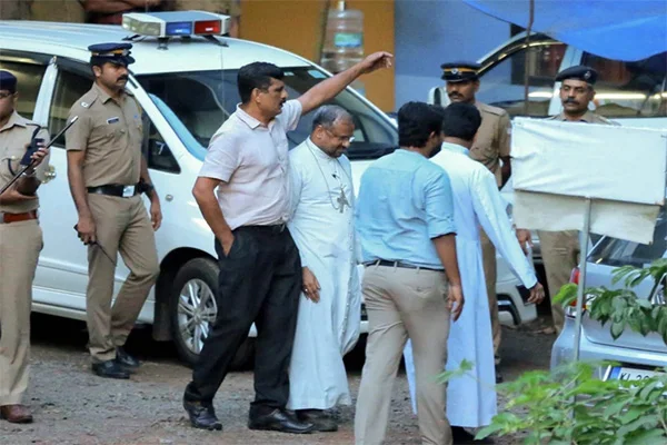 Bishop Accused Of Kerala Nun's molest Questioned By Cops For 2nd Day, Kochi, Molestation, Religion, Trending, Police, Probe, Arrest, News, Kerala