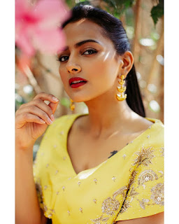 Actress Shraddha Srinath Latest Stunning Photoshoot Actress Shraddha Srinath Latest Stunning Photoshoot