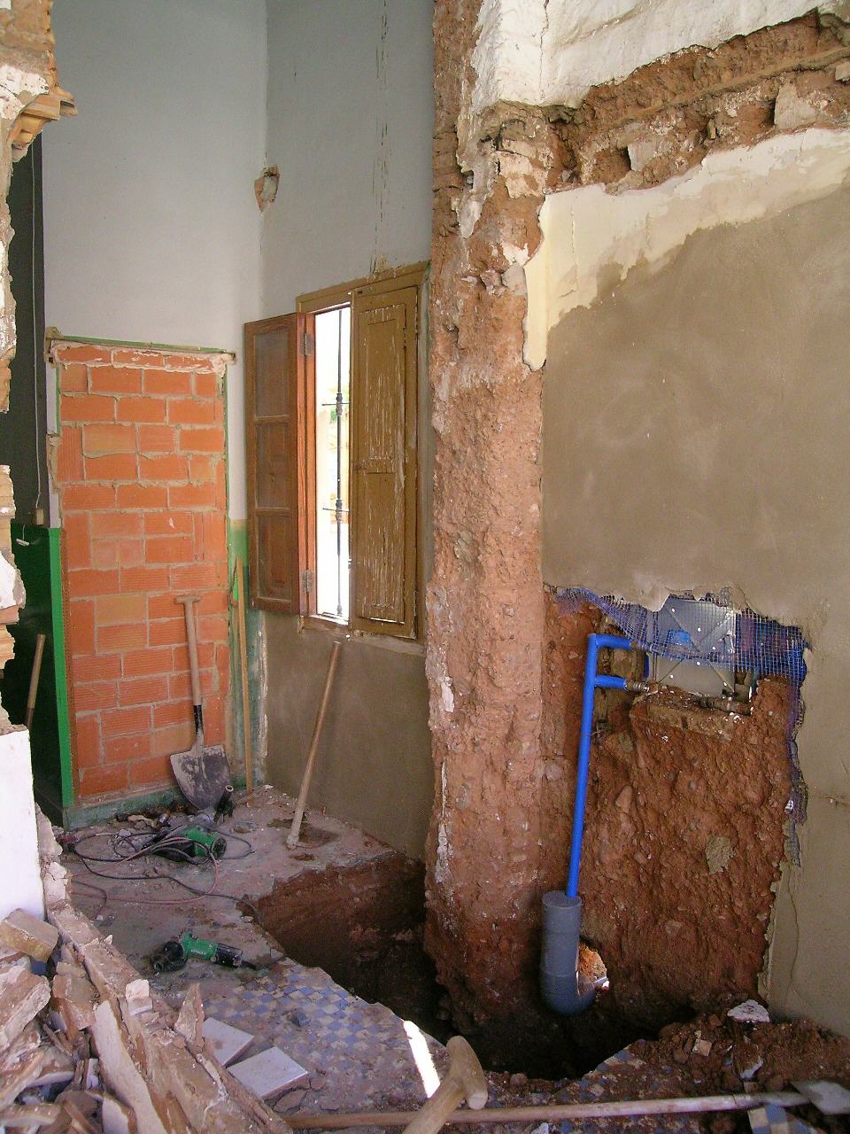 Bosco Hurtado, arquitecto: Refuerzo Estructural. Rehabilitación. Muros