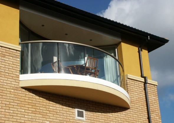 Modern homes wrought iron balcony railing designs ideas.