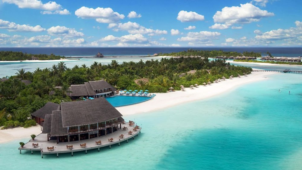 Anantara-Dhigu-Resort-and-Spa