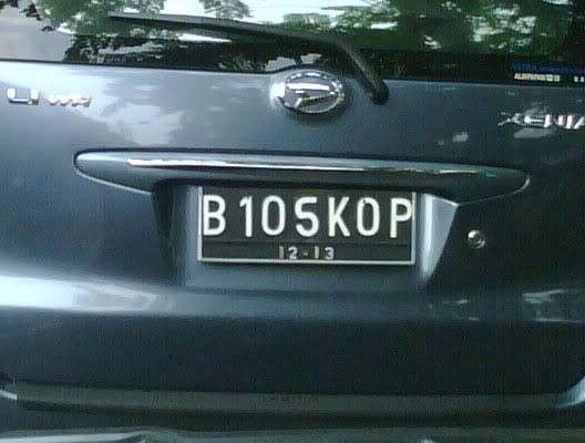 PLAT KENDARAAN LUCU