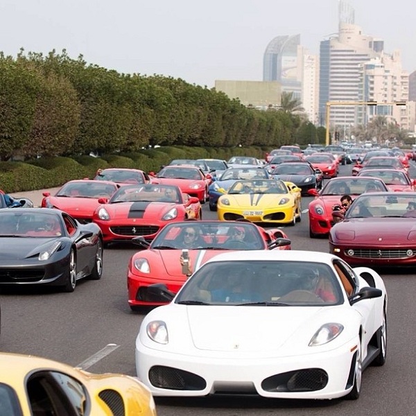 Thiên đường của siêu xe giá rẻ - Dubai