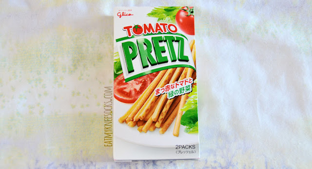 Japanfunbox Mini Snack Box Review Details on the delicious Japanese snacks and candies in the Japanfunbox Mini box, including Glico Tomato Pretz, chocolate-covered Alfort biscuits, Calbee pizza potato chips, and more!