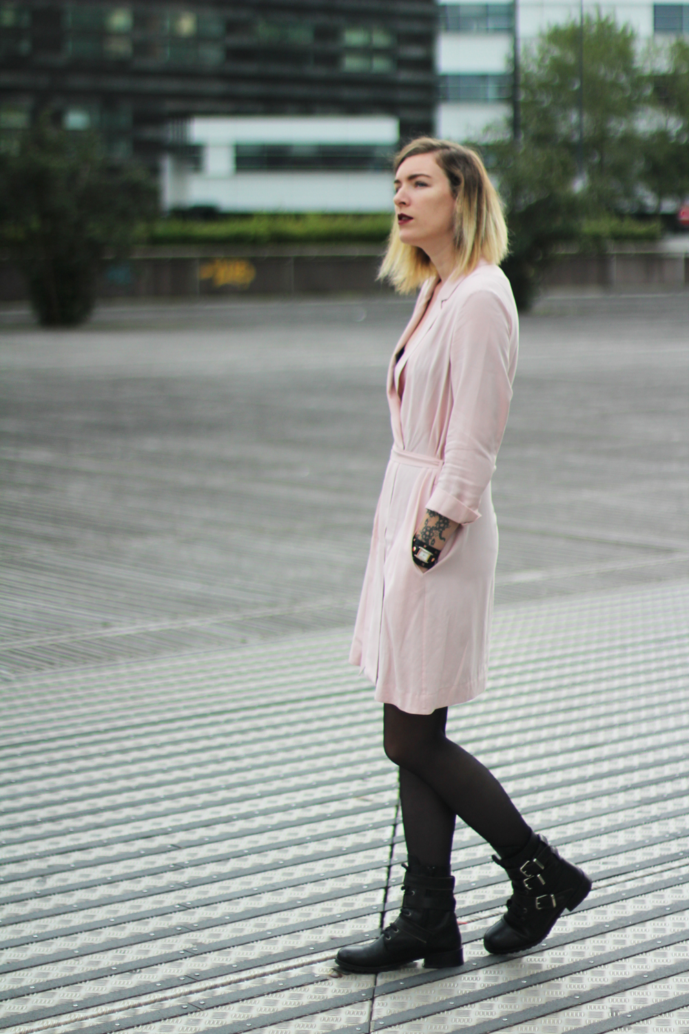 Robe Rose Collant Noir 2025