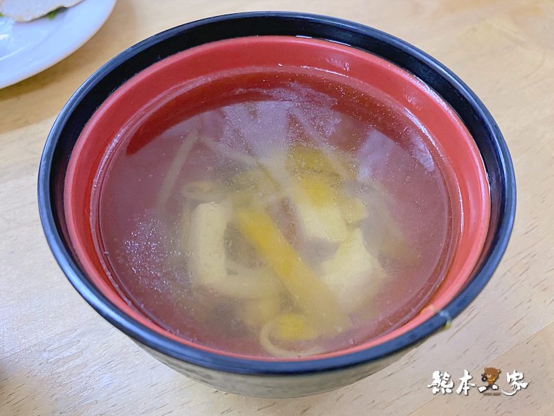 鶯歌老街素食日利素食館豆漿免費喝到飽