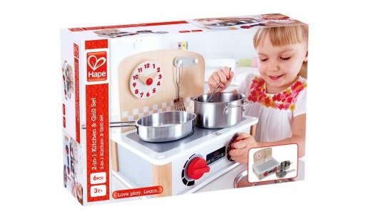 Do wygrania zestaw „Hape mini zestaw kuchenny” oraz „Zatyczka do butelek Karton Mleka” Konkurs