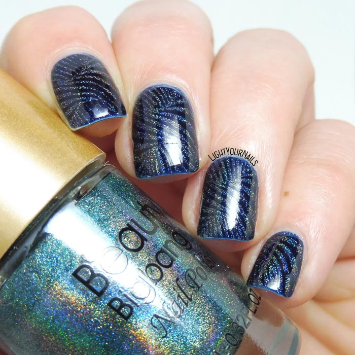 Nail art stamping blu e olografico blue and holo stamping nail art #nailart #stamping #lightyournails #beautybigbang #pupa #majordijit Nail art stamping blu e olografico blue and holo stamping nail art #nailart #stamping #lightyournails #beautybigbang #pupa #majordijit