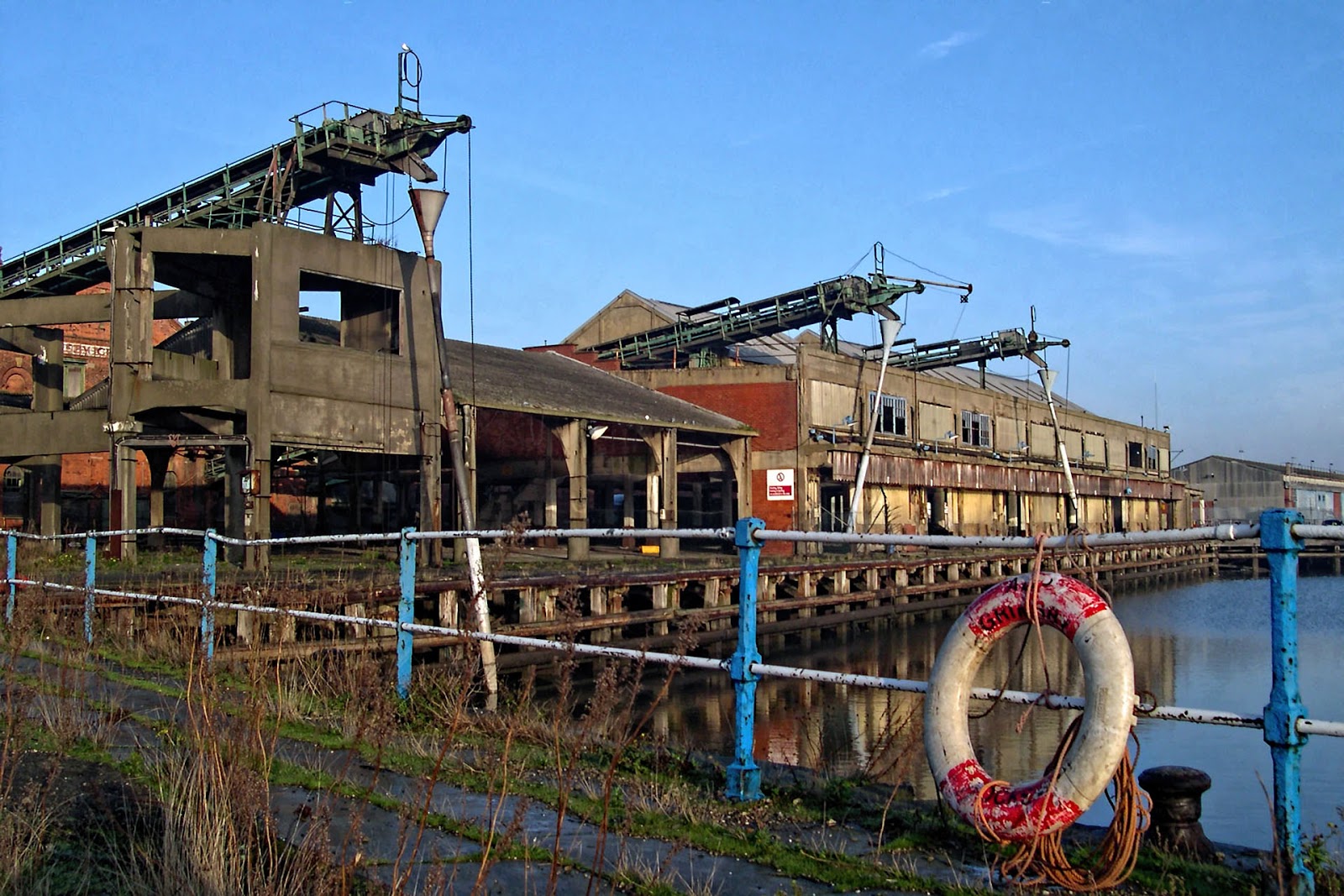 Lincolnshire Cam Views on Grimsby Docks,