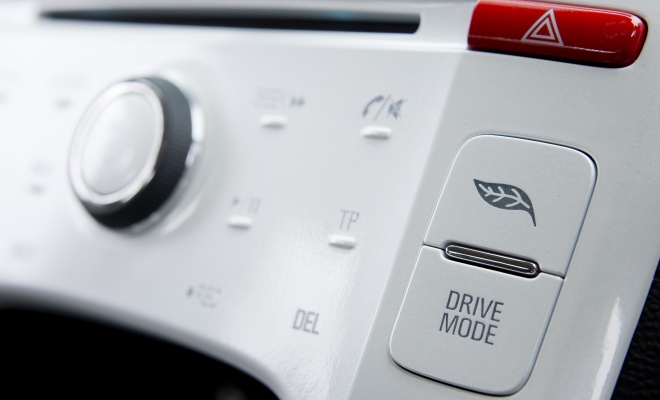 Chevrolet Volt Review Uk Edition Chevrolet Volt Drive Mode On