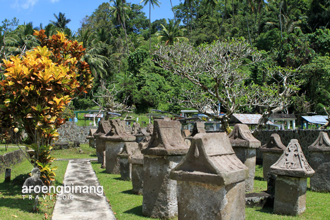 taman purbakala waruga sawangan airmadidi minahasa sulawesi utara