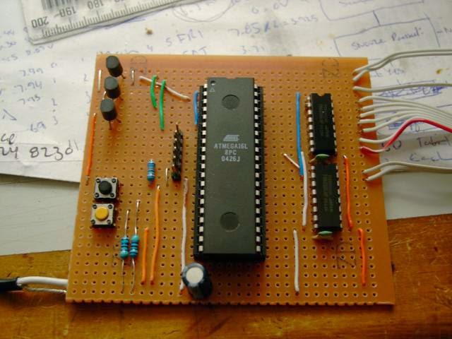 232 интерфейс осциллографа. осциллограф на atmega32+ad9280. принципиальная схема микроконтроллера atmega32. Pickit2 плата. игра радиолюбитель.