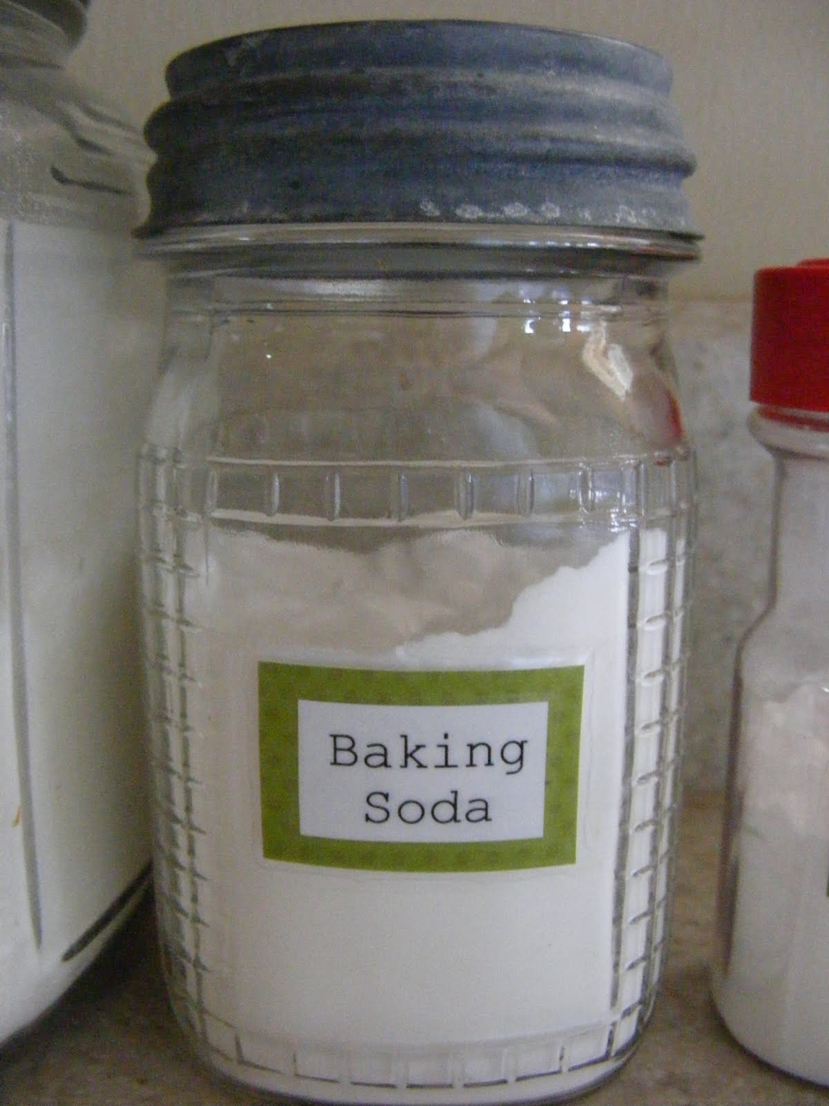 mains de mariposa How to Naturally Remove Chlorine Smell From Hair