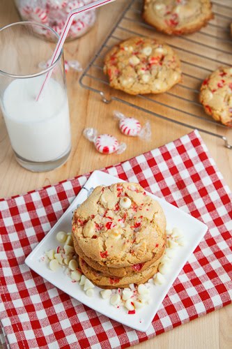 Peppermint White Chocolate Chip Cookies Peppermint White Chocolate Chip Cookies