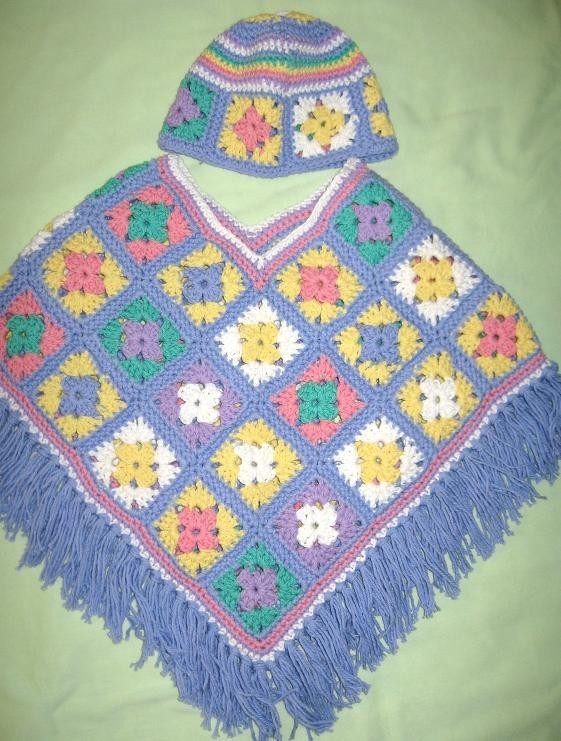 Más allá Útil nacido TEJIDOS CROCHET: Poncho crochet con cuadrados