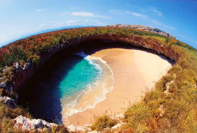 6. Hidden Beach, Marieta Islands, Mexico. - Summer Is For Relaxing.... These 10 Beaches Will Cut Off Your Breath!