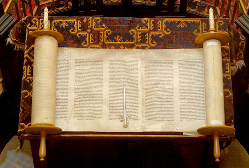 Os livros sagrados e os livros