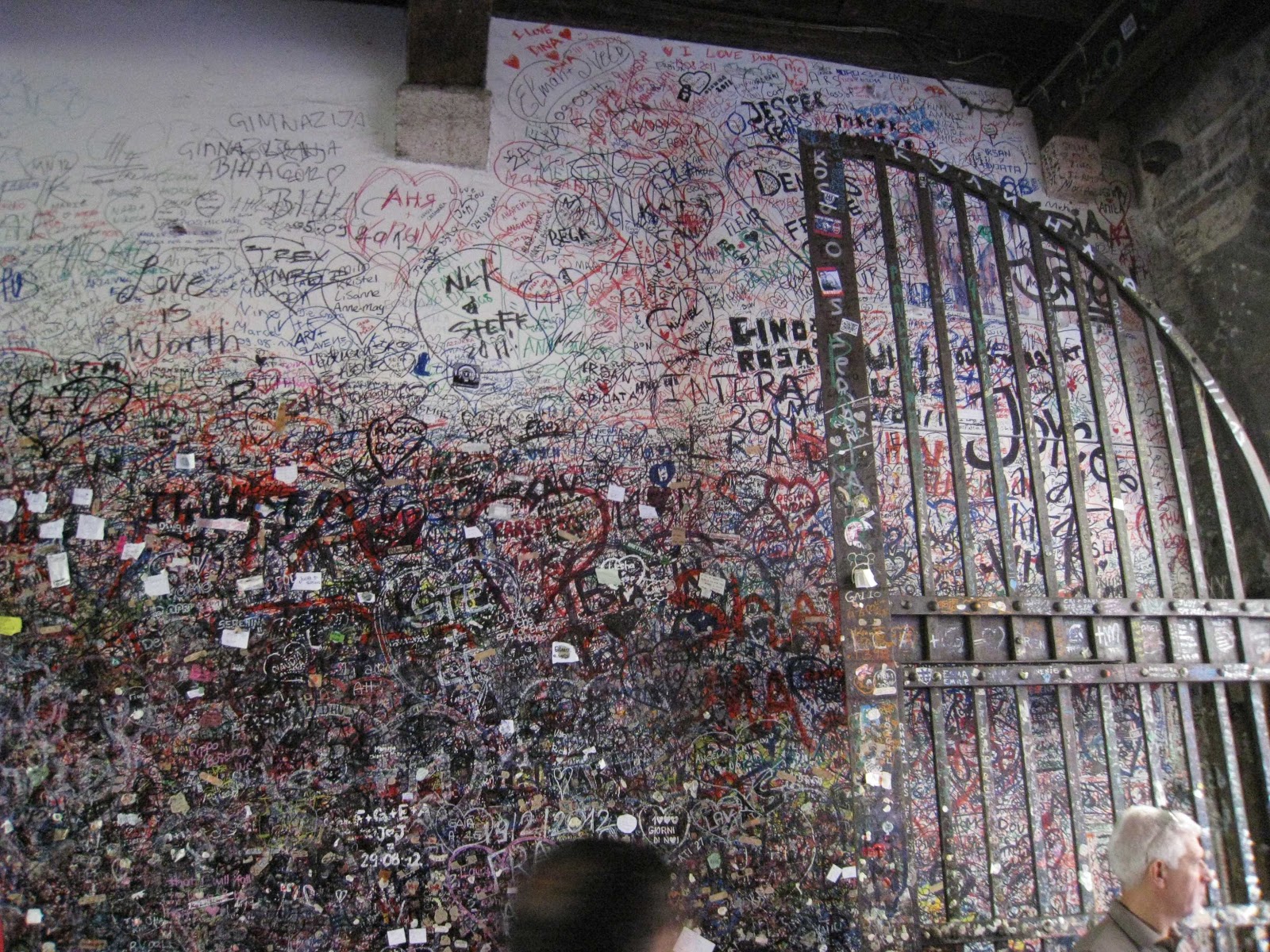 Las costumbres de San Valentín en todo el mundo - italia+2012+552