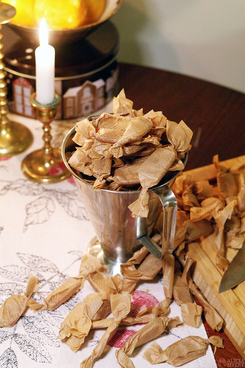 Baka julgodis, foto av Alicia Sivertsson. / Christmas candy, photo by Alicia Sivertsson.