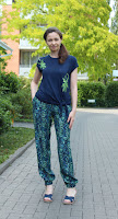 http://sewinggalaxy.blogspot.de/2015/08/die-ultimative-slouchy-fur-ein-wildes.html