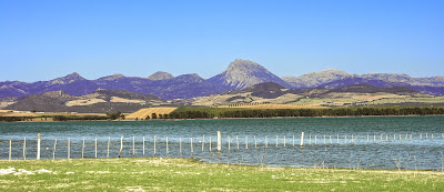 La sierra de Cádiz desde el Pantano de Bornos