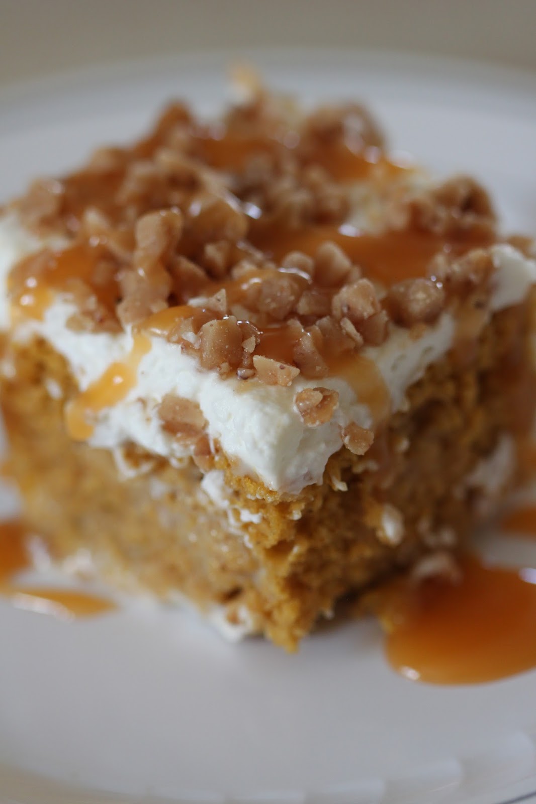 Tortillas and honey pumpkin poke cake