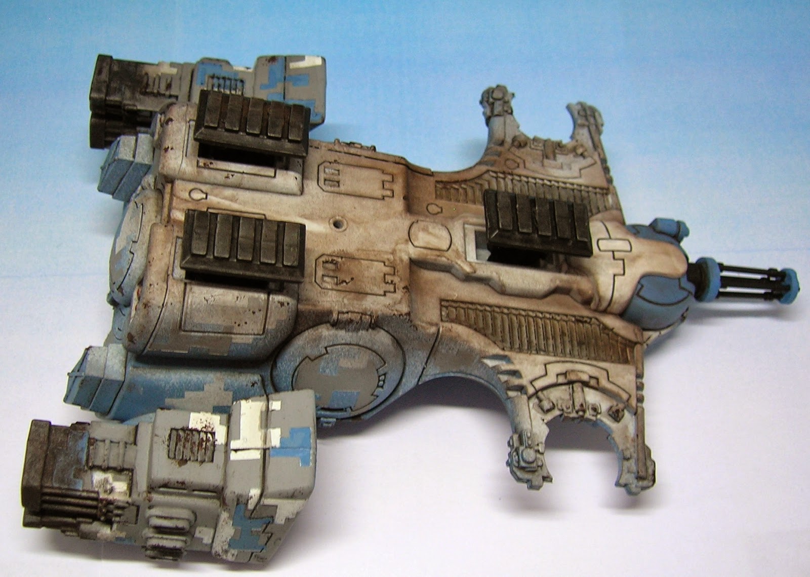 Tutorial Painting digital camouflage on a Tau Devilfish part 3