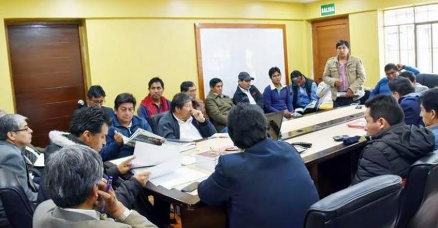 Directores de Colegios esperarán diálogo con el MINEDU para sumarse a huelga el 22 de Junio Directores de Colegios esperarán diálogo con el MINEDU para sumarse a huelga el 22 de Junio