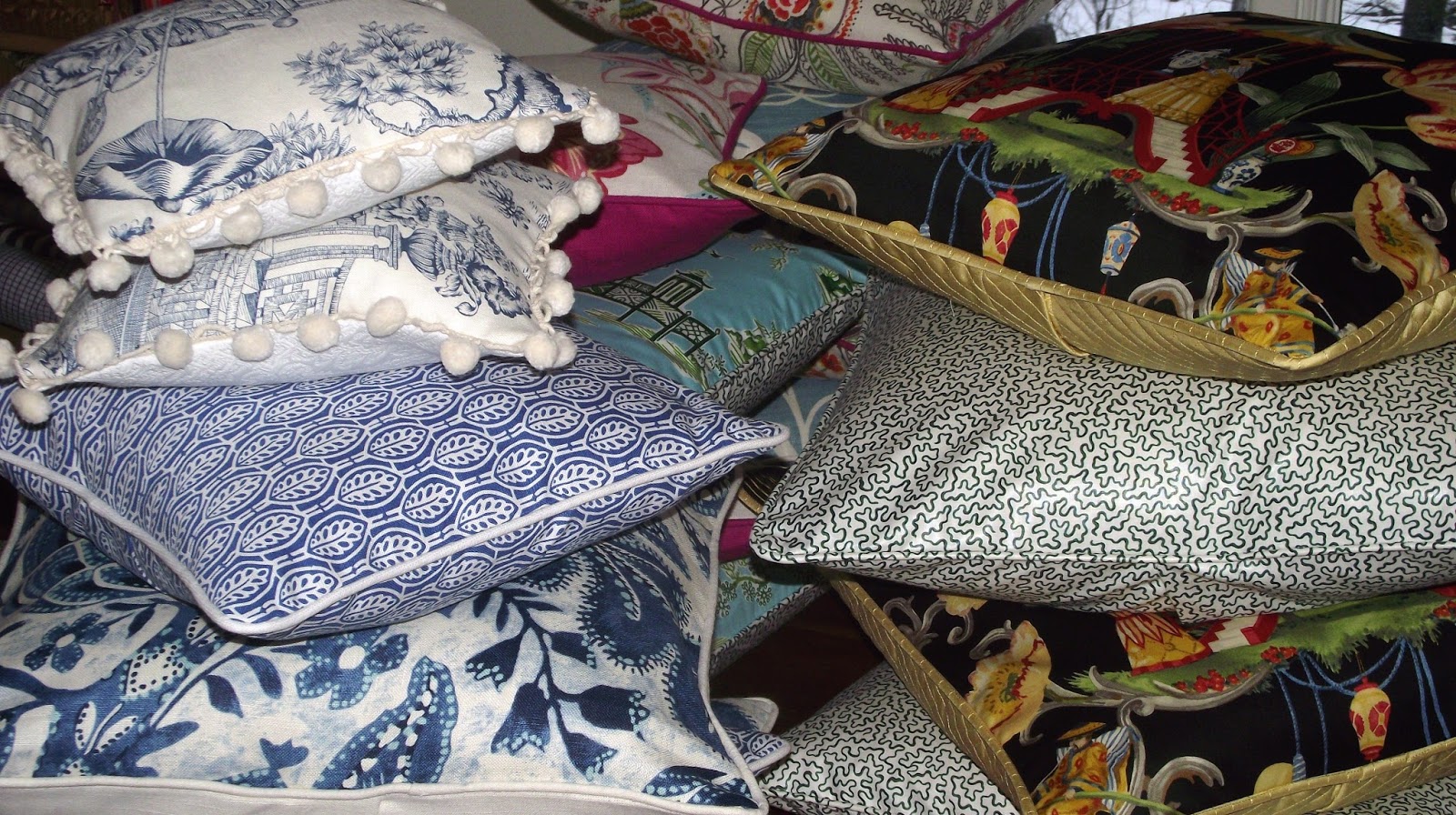 Anchor Cottage Freshwater Decor Pillow Towers