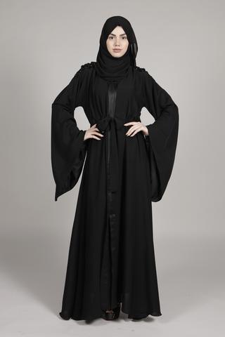 Oman's National Dress - HEARTC♡RE