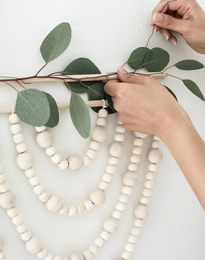 6 diy de diseño escandinavo con bolas de madera