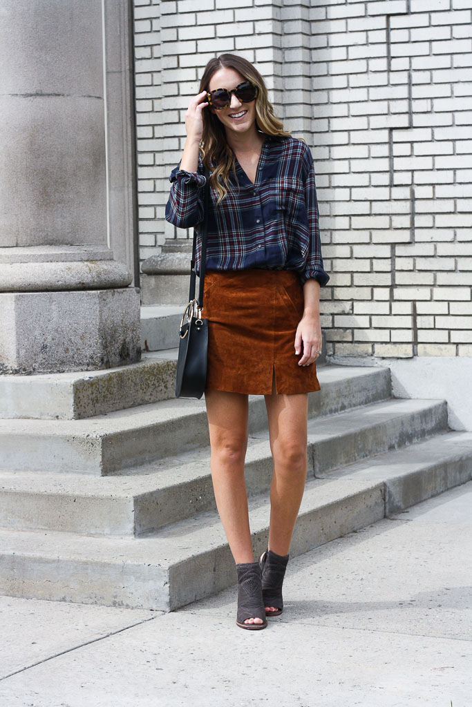 3 Ways to Wear a Plaid Button Down - Twenties Girl Style