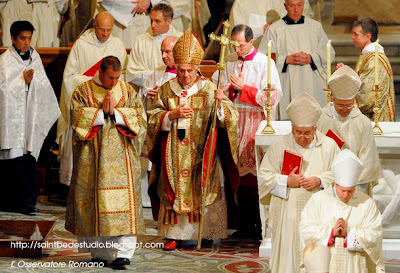 Benedict XVI vestments