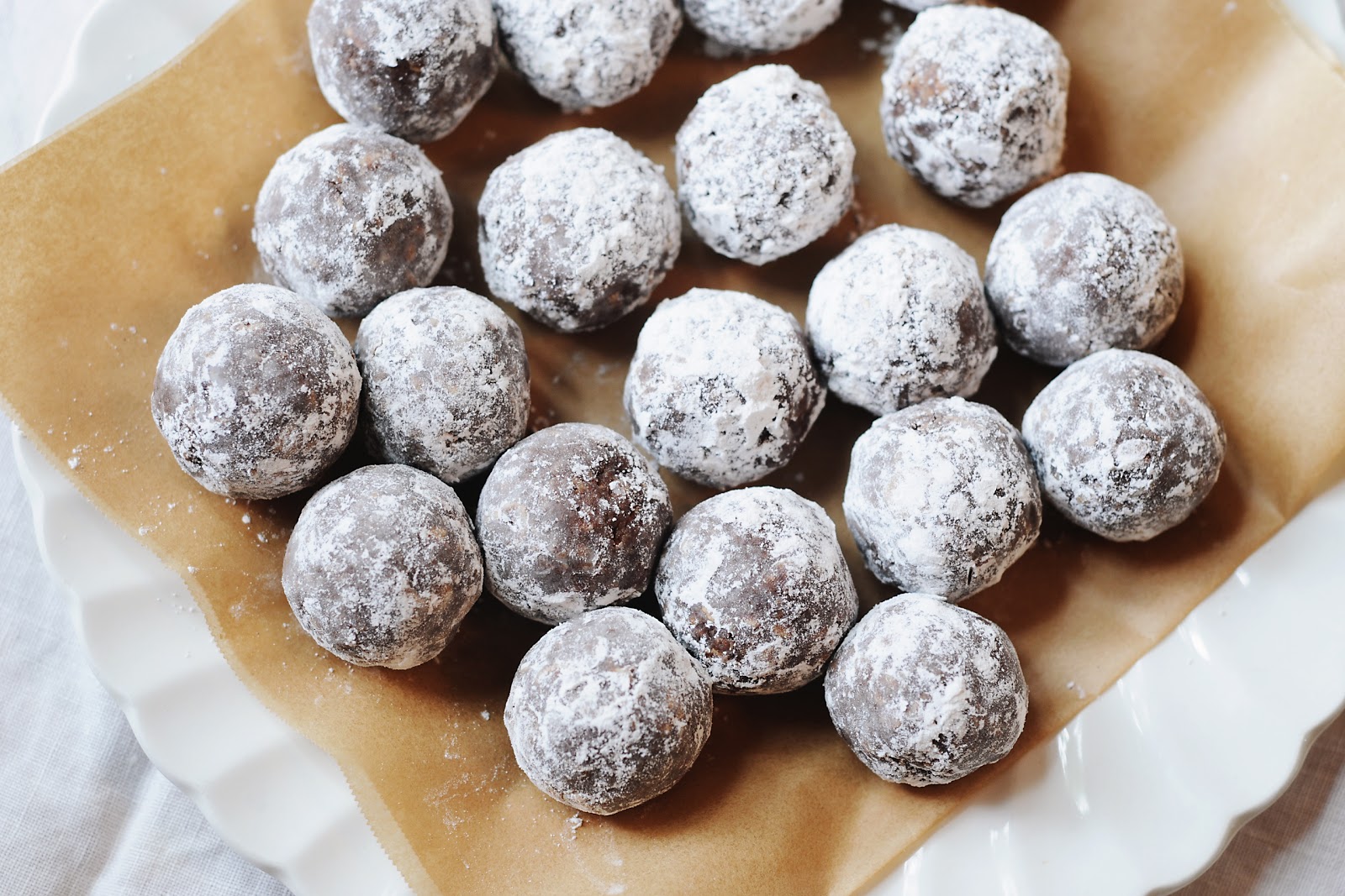 Simply Gourmet 205. No Bake Oatmeal Cookie Balls