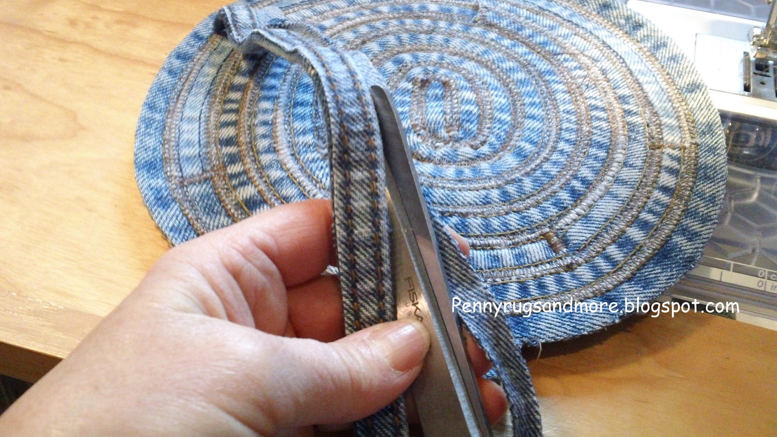 Penny Rugs and More Flat Felled Seam Denim Bag Tutorial
