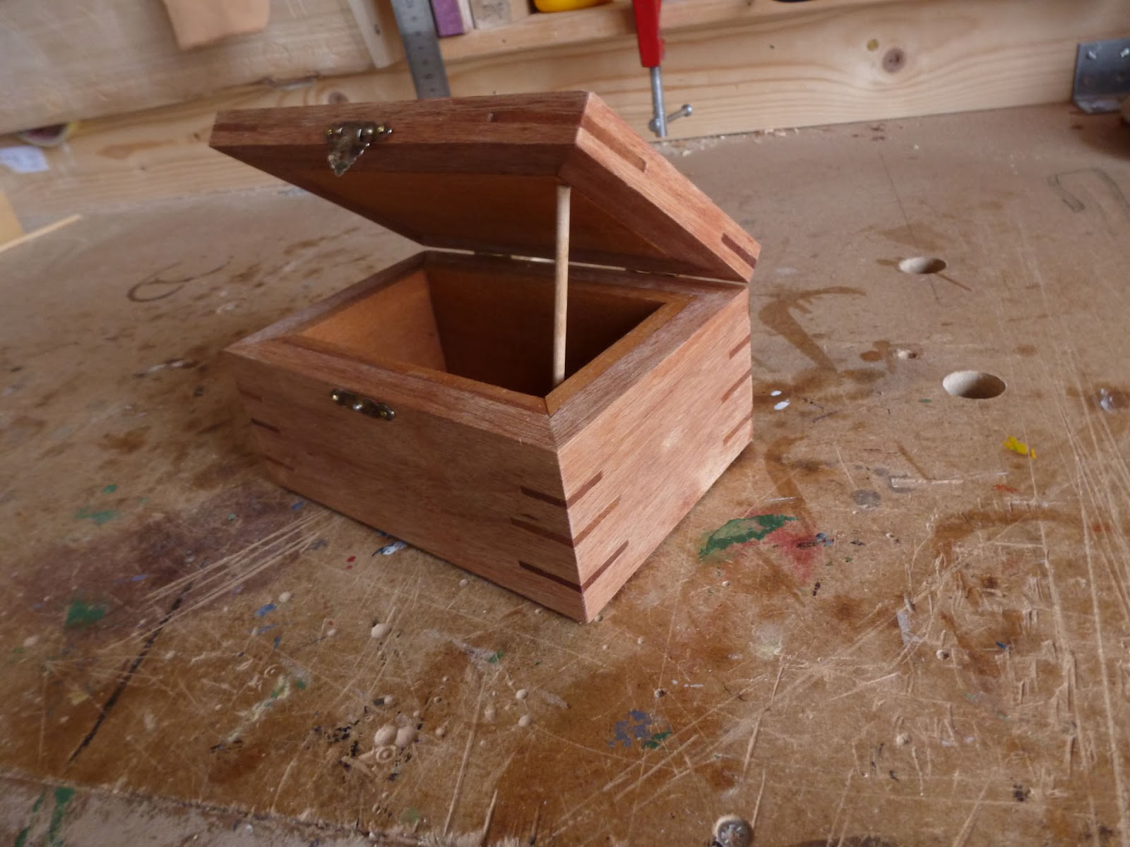 Miter Joint Box