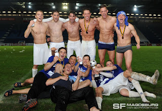 Hot Guys Nude: Soccer Players Butts, Bulges & Shirtless