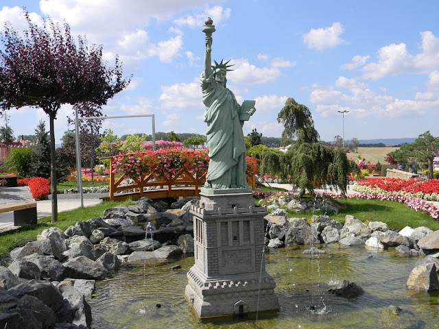 Statua Wolności Słynny amerykański pomnik stoi w Kłodzku.